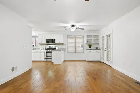 5 Chatfield Drive Nashua NH 03063