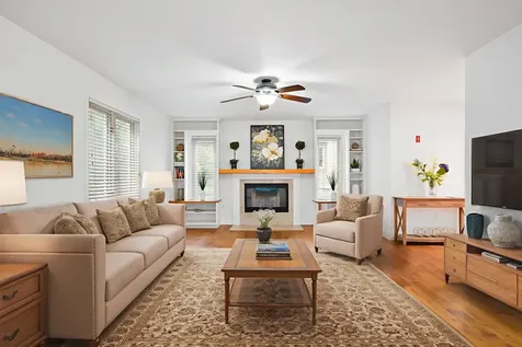 5 Chatfield Drive Nashua NH 03063