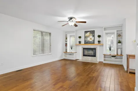 5 Chatfield Drive Nashua NH 03063