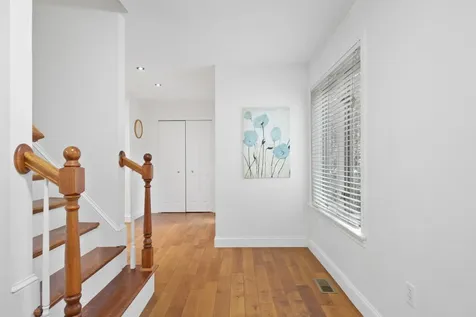 5 Chatfield Drive Nashua NH 03063