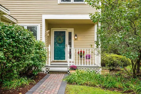 5 Chatfield Drive Nashua NH 03063