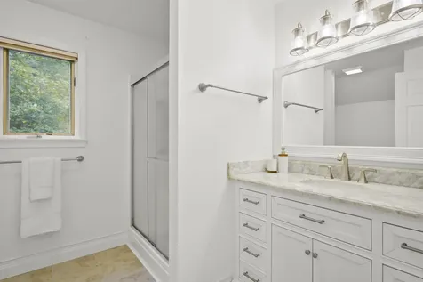 5 Chatfield Drive Nashua NH 03063