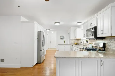 5 Chatfield Drive Nashua NH 03063