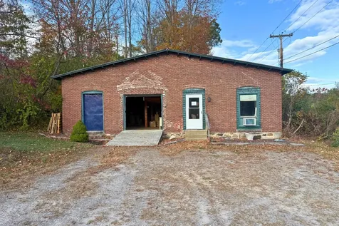 20 Mill Street Tilton NH 03276