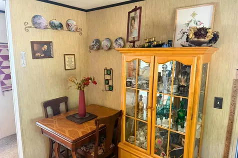 13 Courtesy Avenue Belmont NH 03220