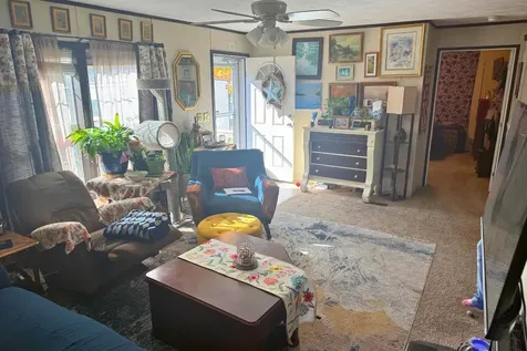 13 Courtesy Avenue Belmont NH 03220