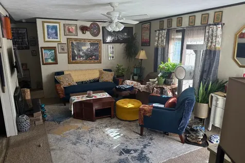 13 Courtesy Avenue Belmont NH 03220