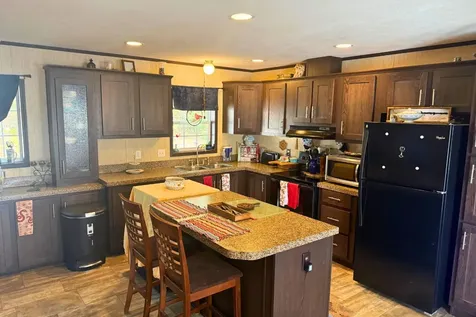 13 Courtesy Avenue Belmont NH 03220