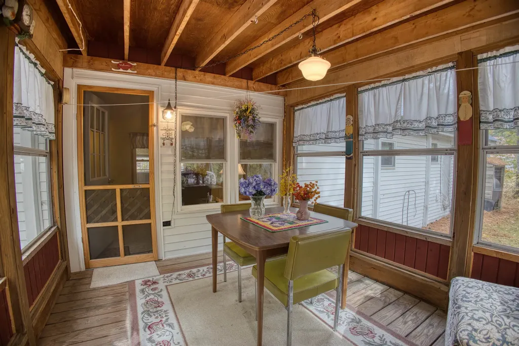 80 Elliott Lane Tamworth NH 03886