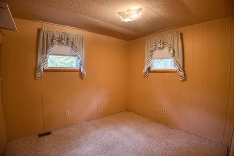 80 Elliott Lane Tamworth NH 03886