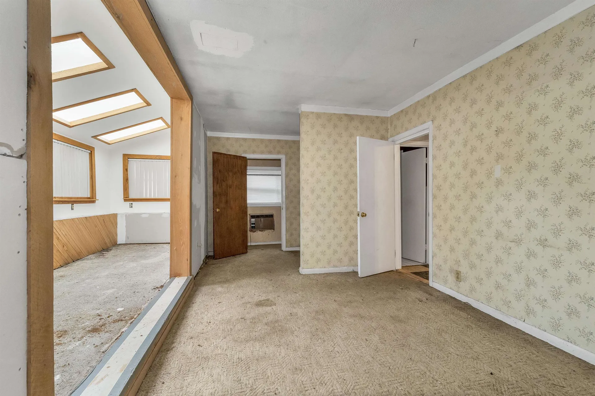 21 Lake Shore Road Windham NH 03087