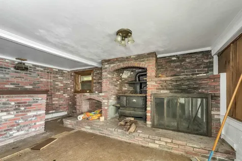 21 Lake Shore Road Windham NH 03087