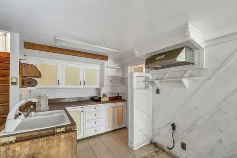 21 Lake Shore Road Windham NH 03087