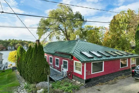 21 Lake Shore Road Windham NH 03087