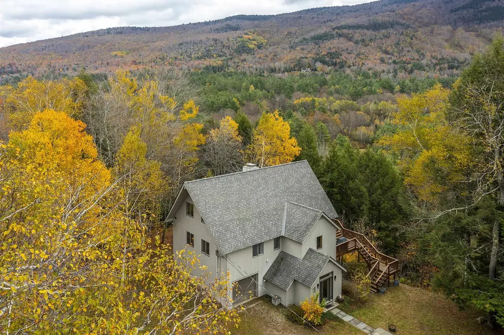 260 Mansfield Lane Londonderry VT 05148