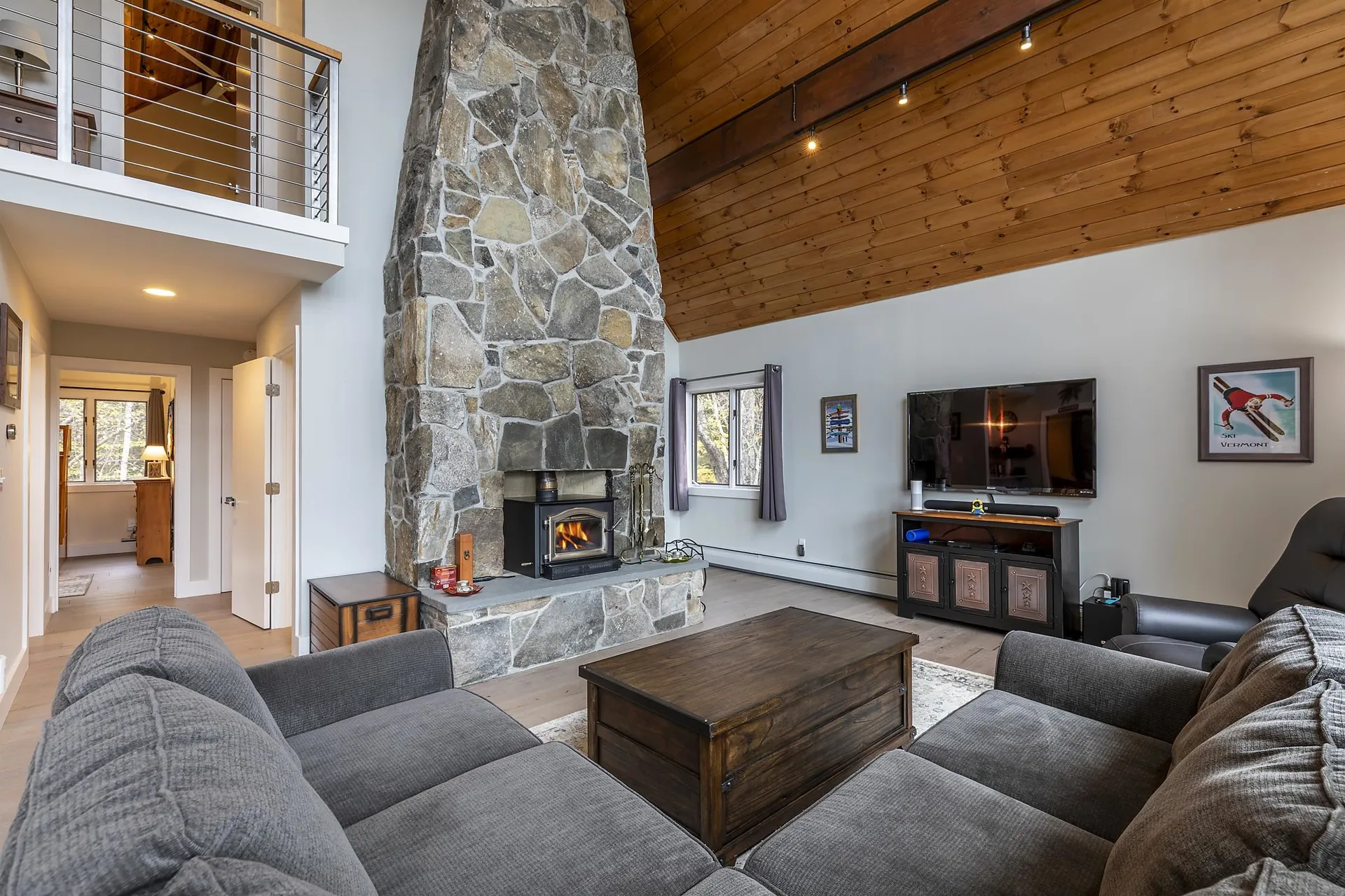 260 Mansfield Lane Londonderry VT 05148