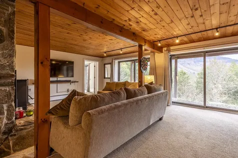 260 Mansfield Lane Londonderry VT 05148