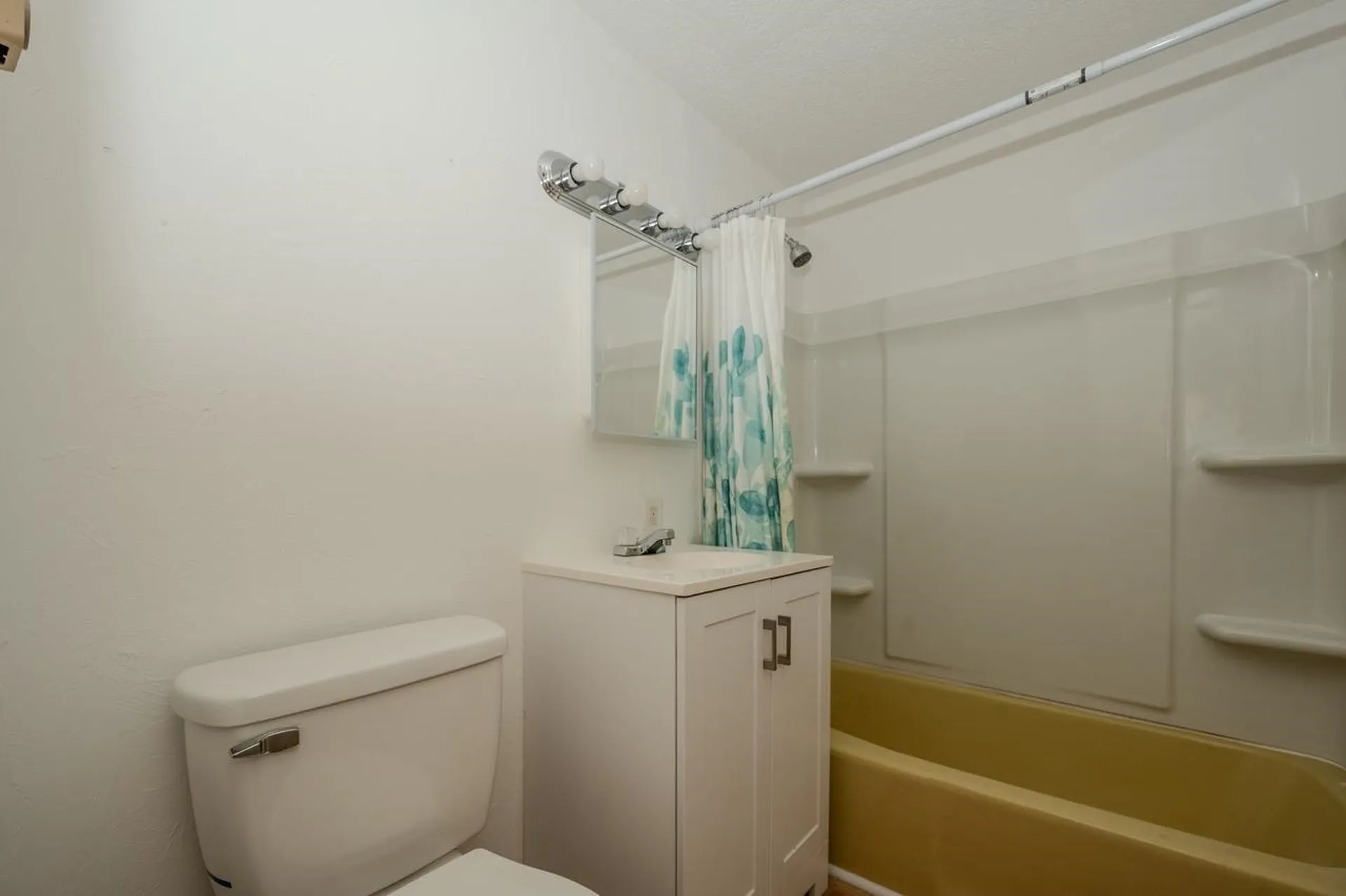 30 Beech Street Bristol NH 03222-3067