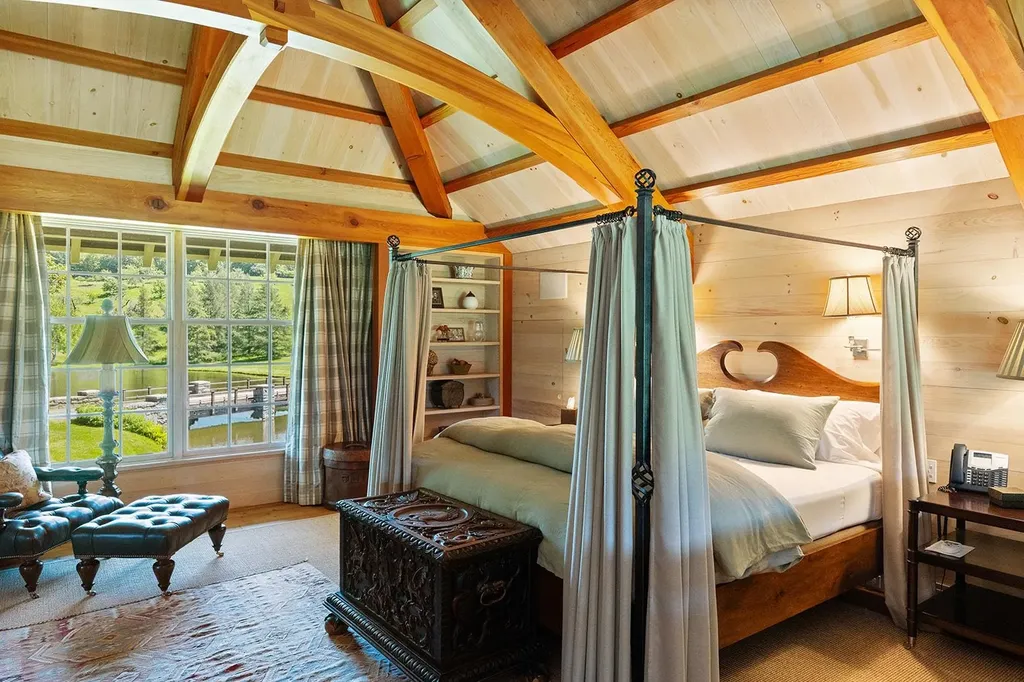 650 Francis Road Barnard VT 05031