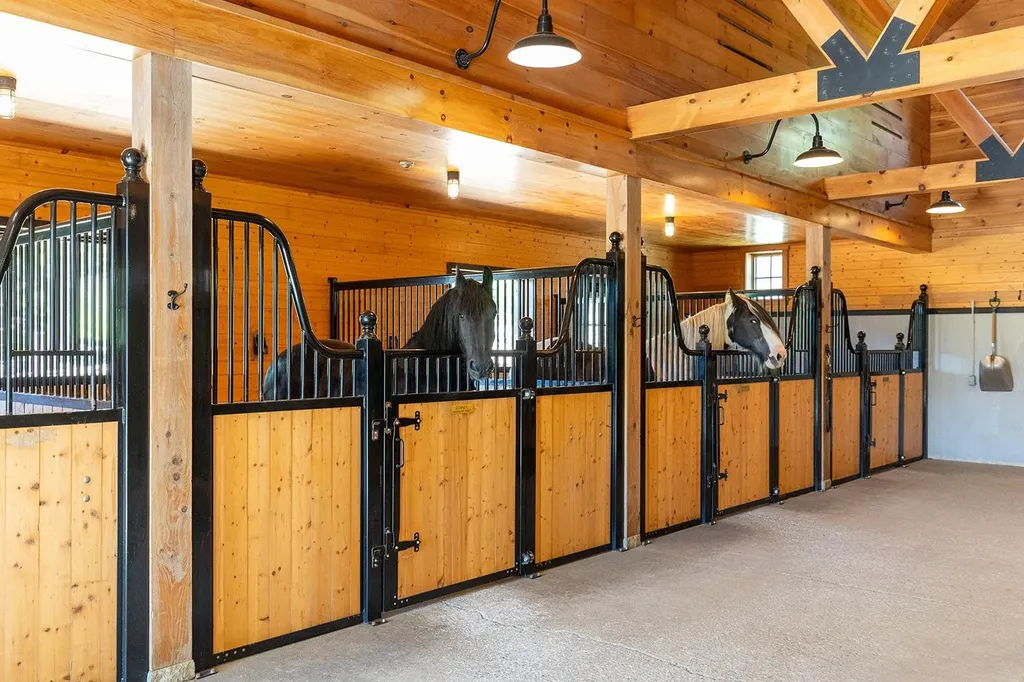 650 Francis Road Barnard VT 05031