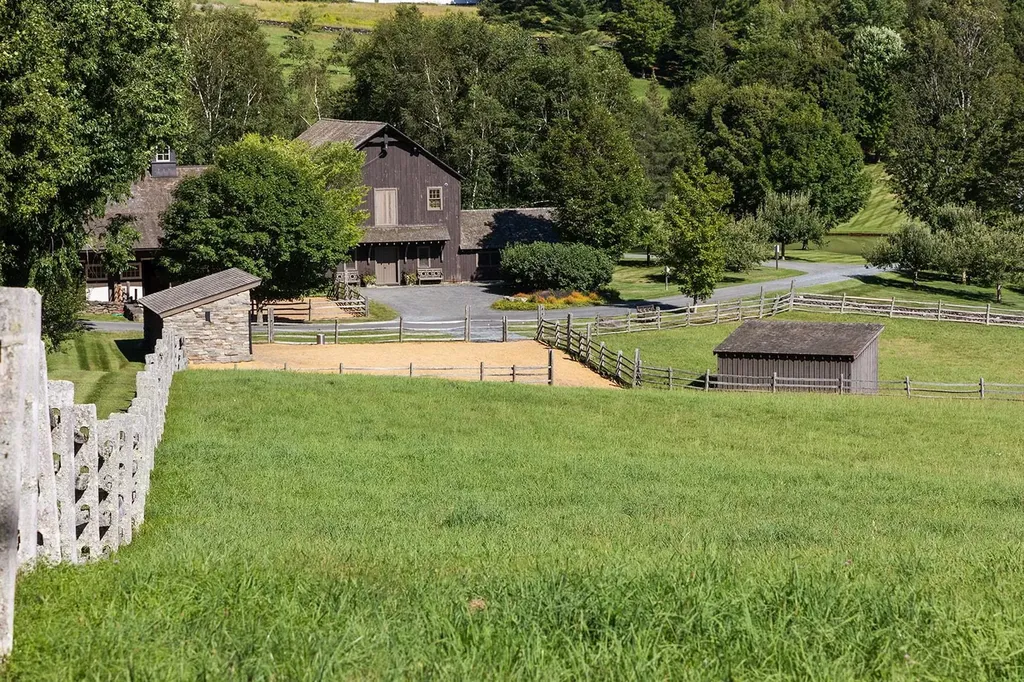 650 Francis Road Barnard VT 05031