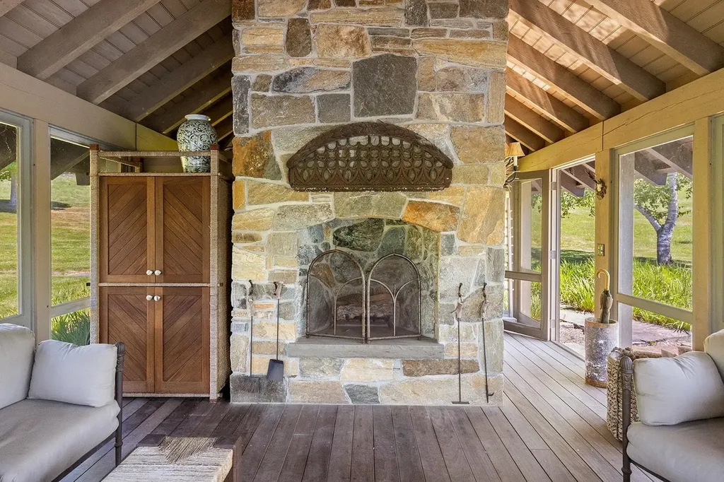 650 Francis Road Barnard VT 05031