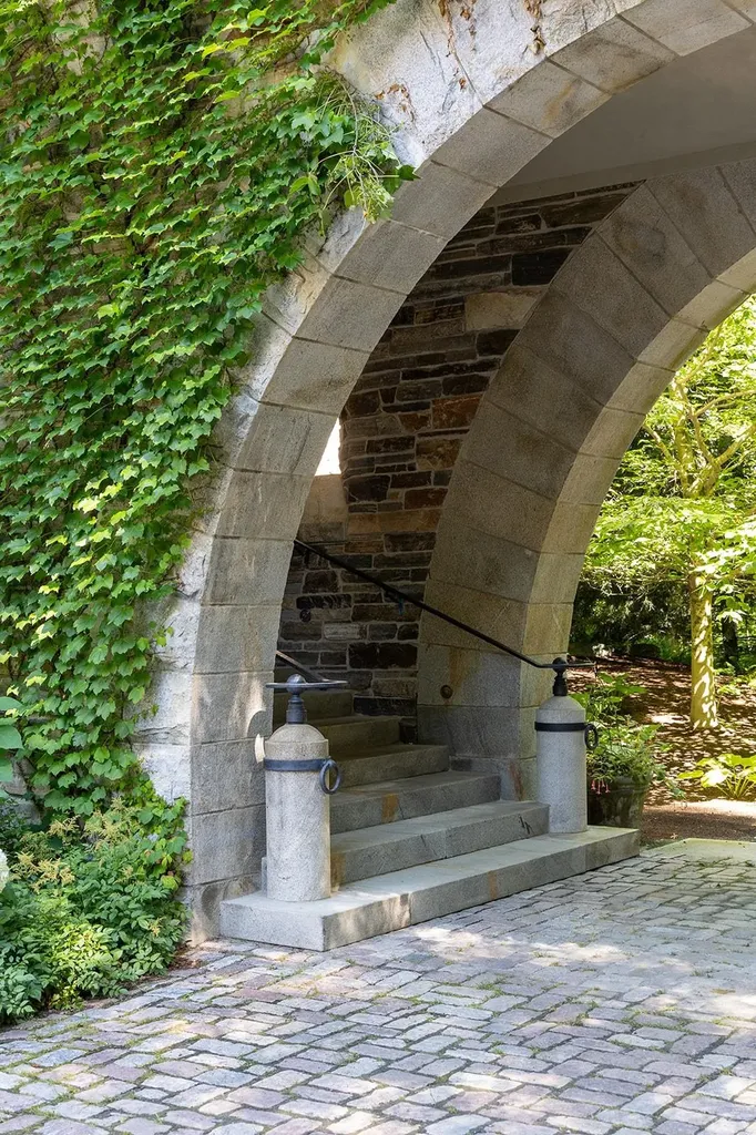 650 Francis Road Barnard VT 05031