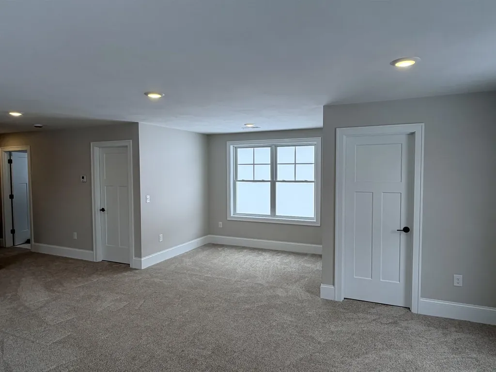 105 Seaverns Bridge Road Merrimack NH 03054