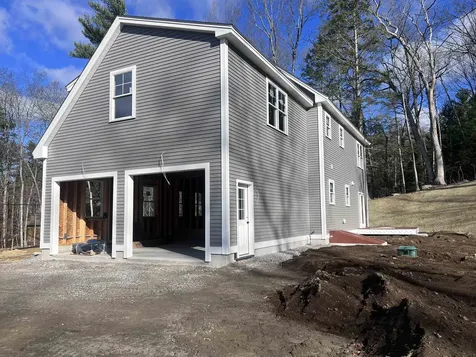 105 Seaverns Bridge Road Merrimack NH 03054