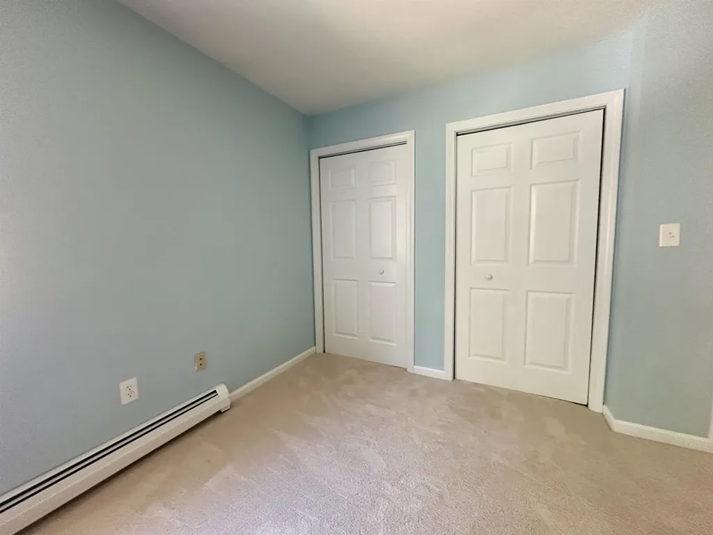 10 Beaver Glen Road Hillsborough NH 03244