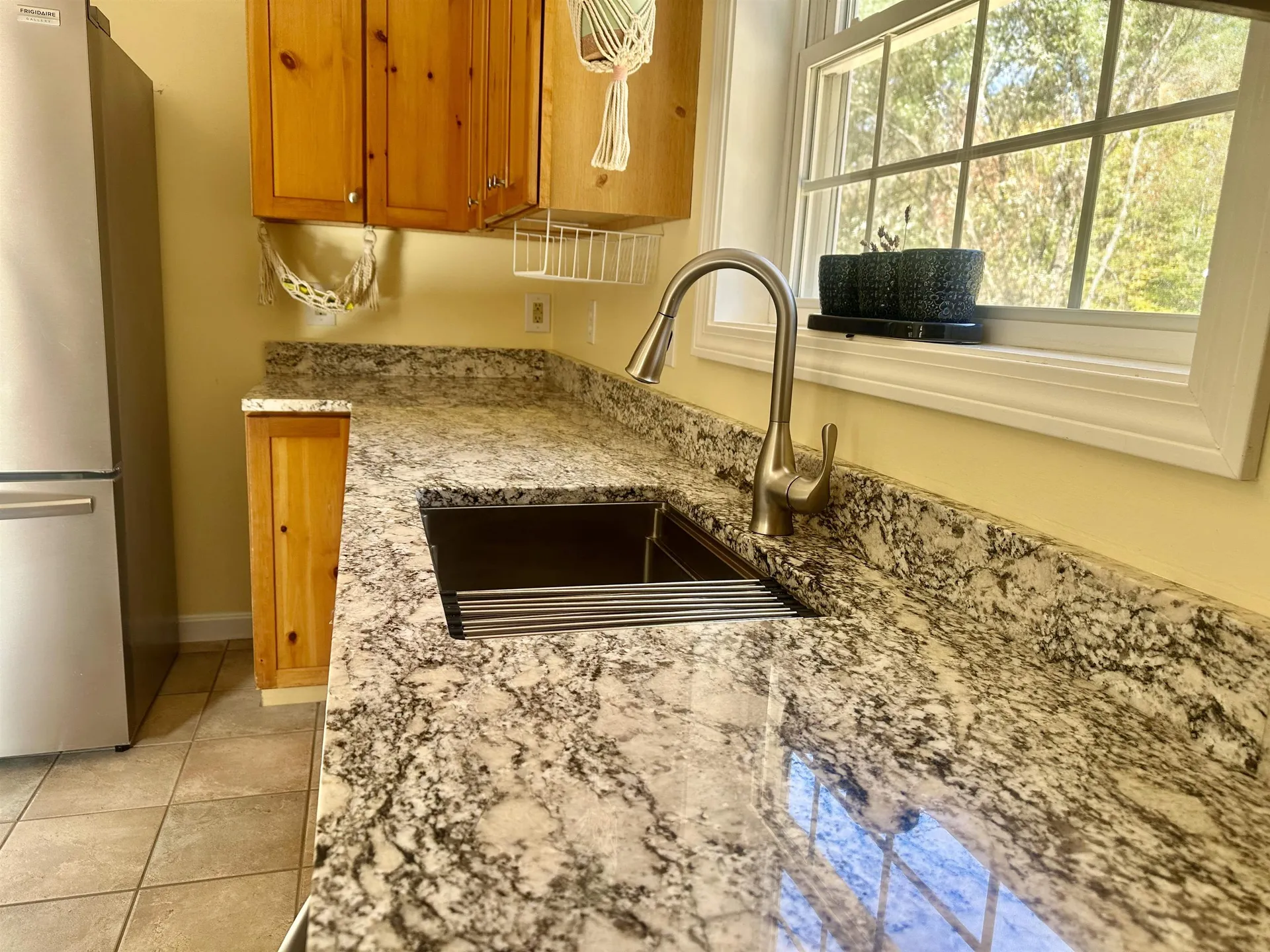 10 Beaver Glen Road Hillsborough NH 03244