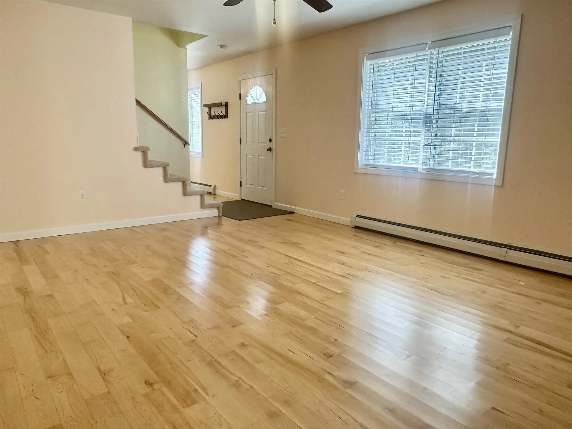 10 Beaver Glen Road Hillsborough NH 03244