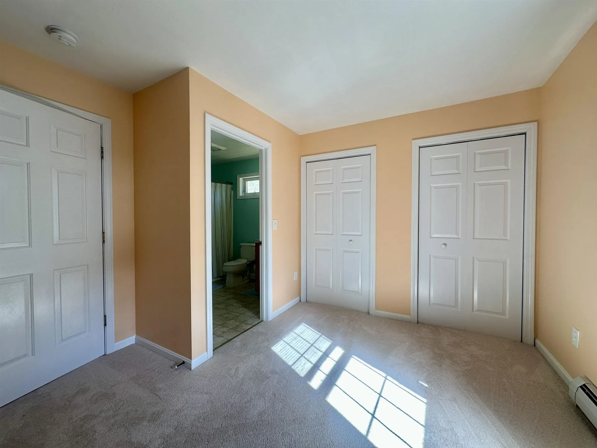 10 Beaver Glen Road Hillsborough NH 03244