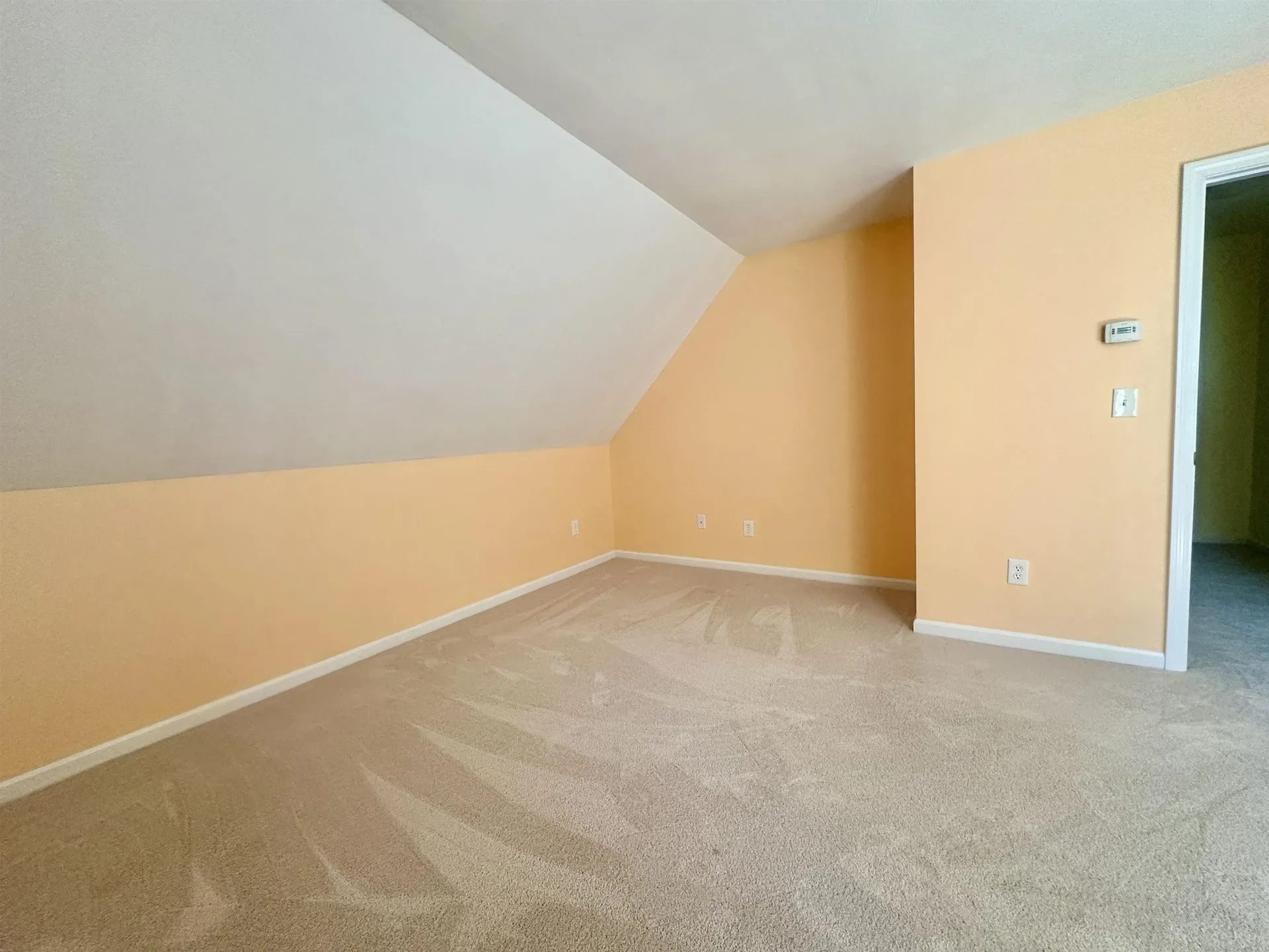 10 Beaver Glen Road Hillsborough NH 03244