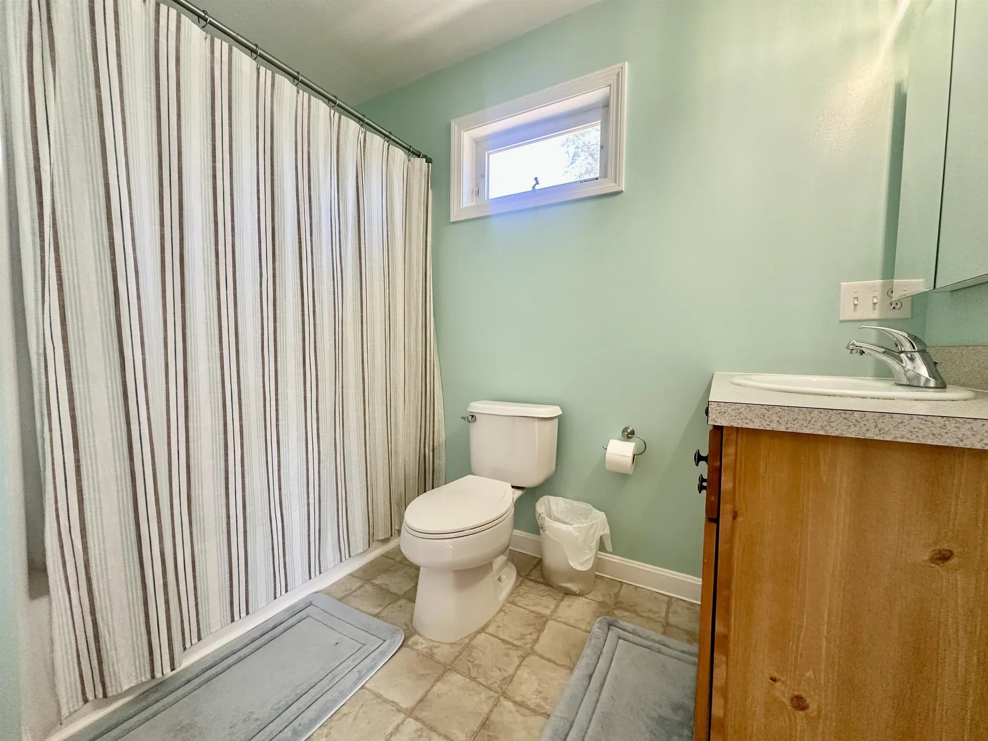 10 Beaver Glen Road Hillsborough NH 03244