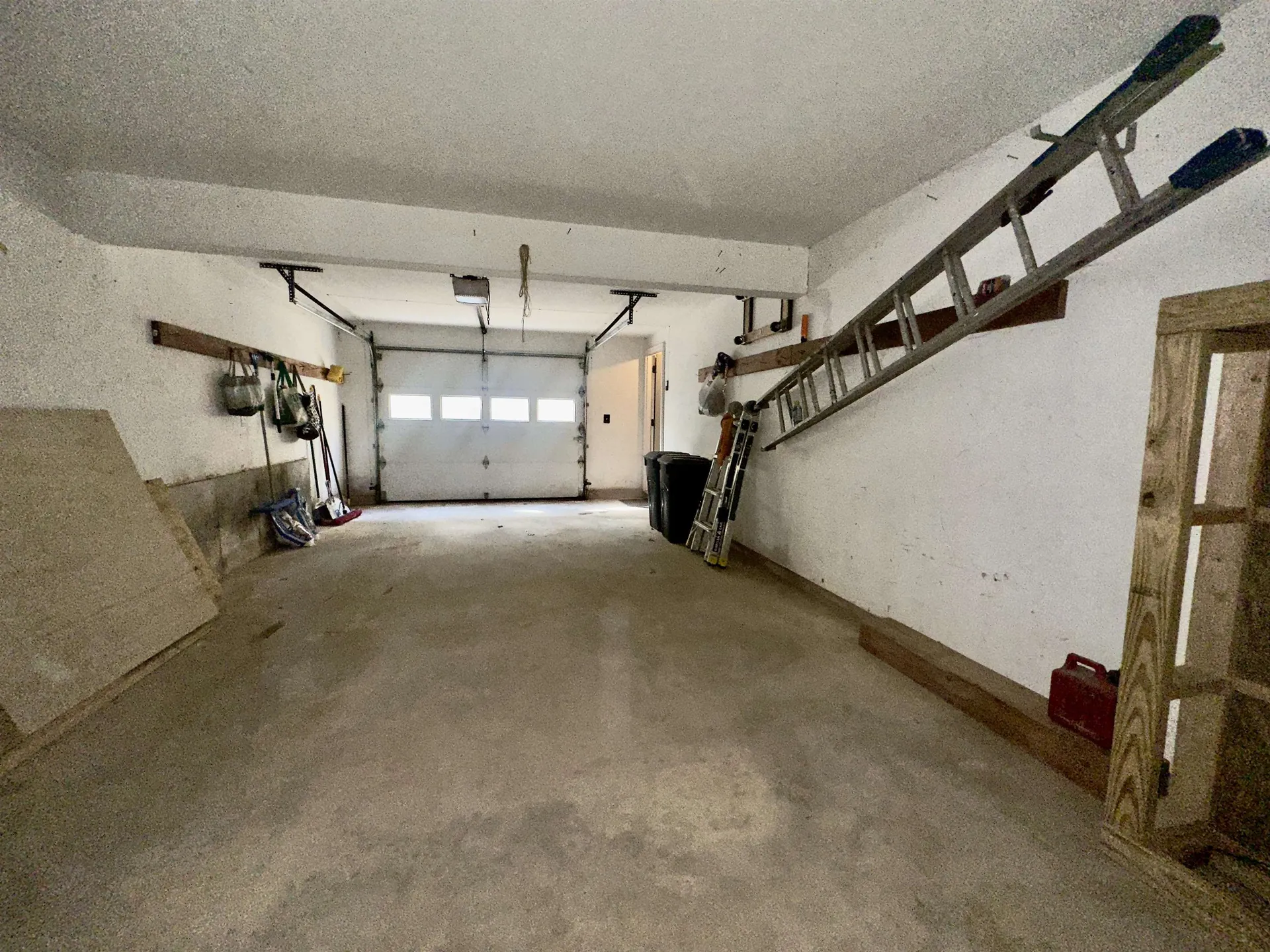 10 Beaver Glen Road Hillsborough NH 03244