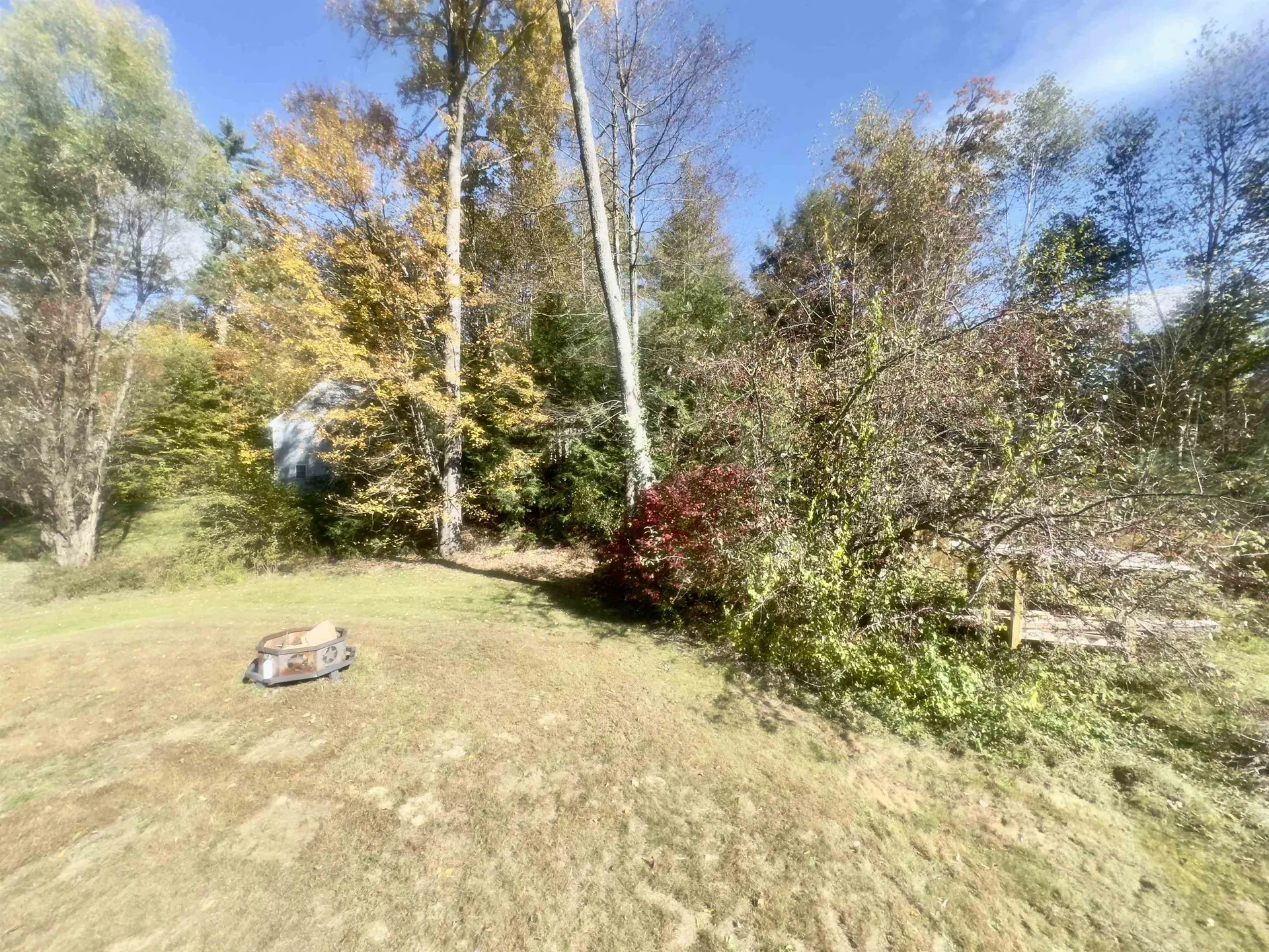 10 Beaver Glen Road Hillsborough NH 03244