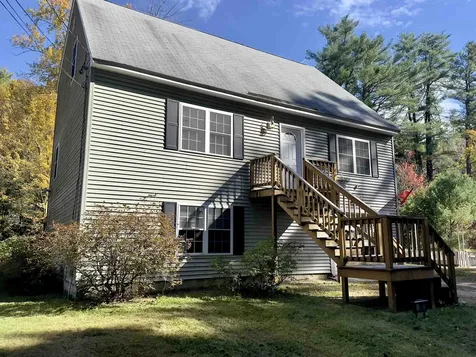 10 Beaver Glen Road Hillsborough NH 03244