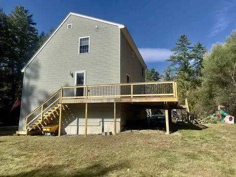 10 Beaver Glen Road Hillsborough NH 03244