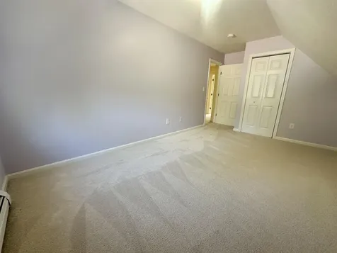 10 Beaver Glen Road Hillsborough NH 03244