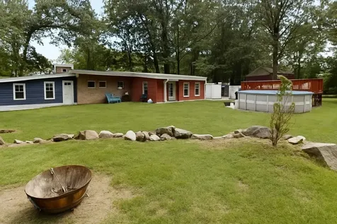 48 Pond Street Salem NH 03079