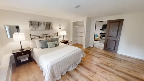 48 Pond Street Salem NH 03079