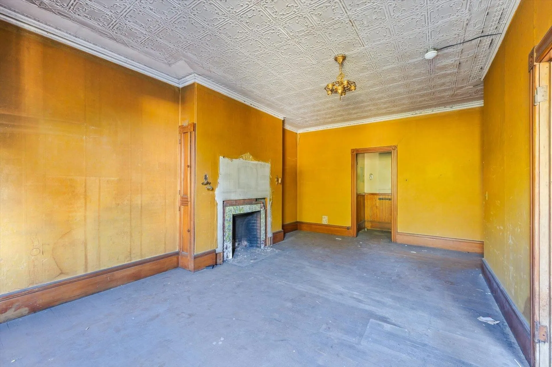 48 Central Square Keene NH 03431