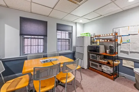 48 Central Square Keene NH 03431