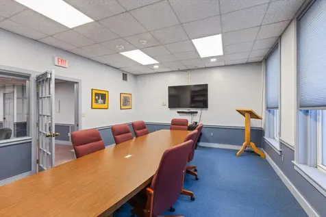 48 Central Square Keene NH 03431