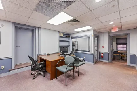 48 Central Square Keene NH 03431