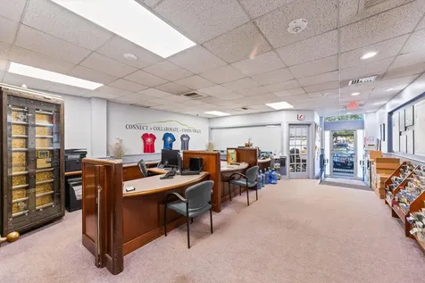 48 Central Square Keene NH 03431