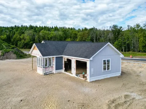 Bonita's Way Conway NH 03860