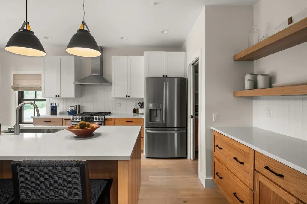 3148 Mountain Road Stowe VT 05672