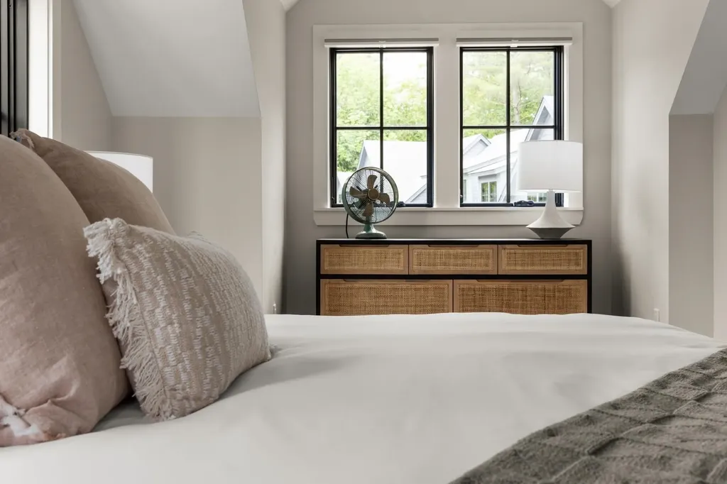 3148 Mountain Road Stowe VT 05672